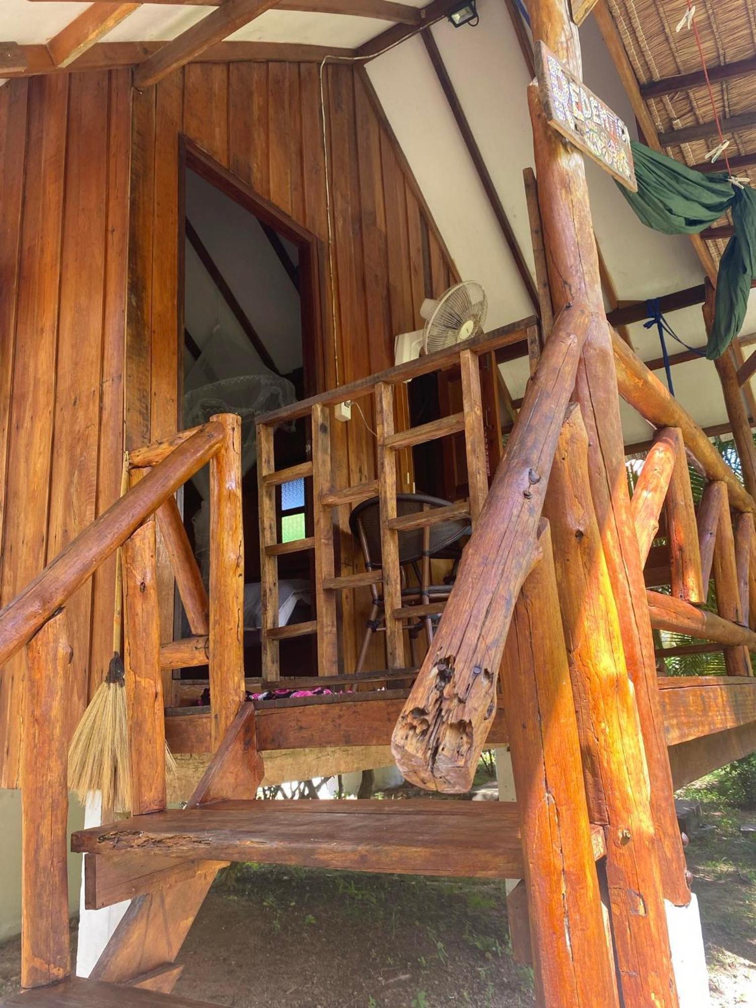 Seree Bungalows & Chill Bar เกาะช้าง ภายนอก รูปภาพ